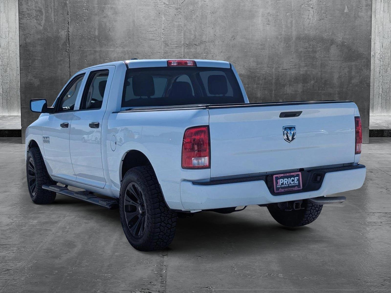 2015 Ram 1500 Vehicle Photo in Ft. Myers, FL 33907