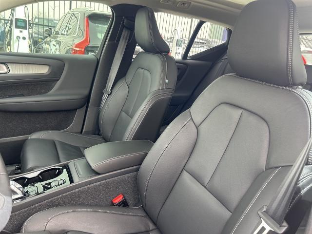 2025 Volvo XC40 Vehicle Photo in Grapevine, TX 76051