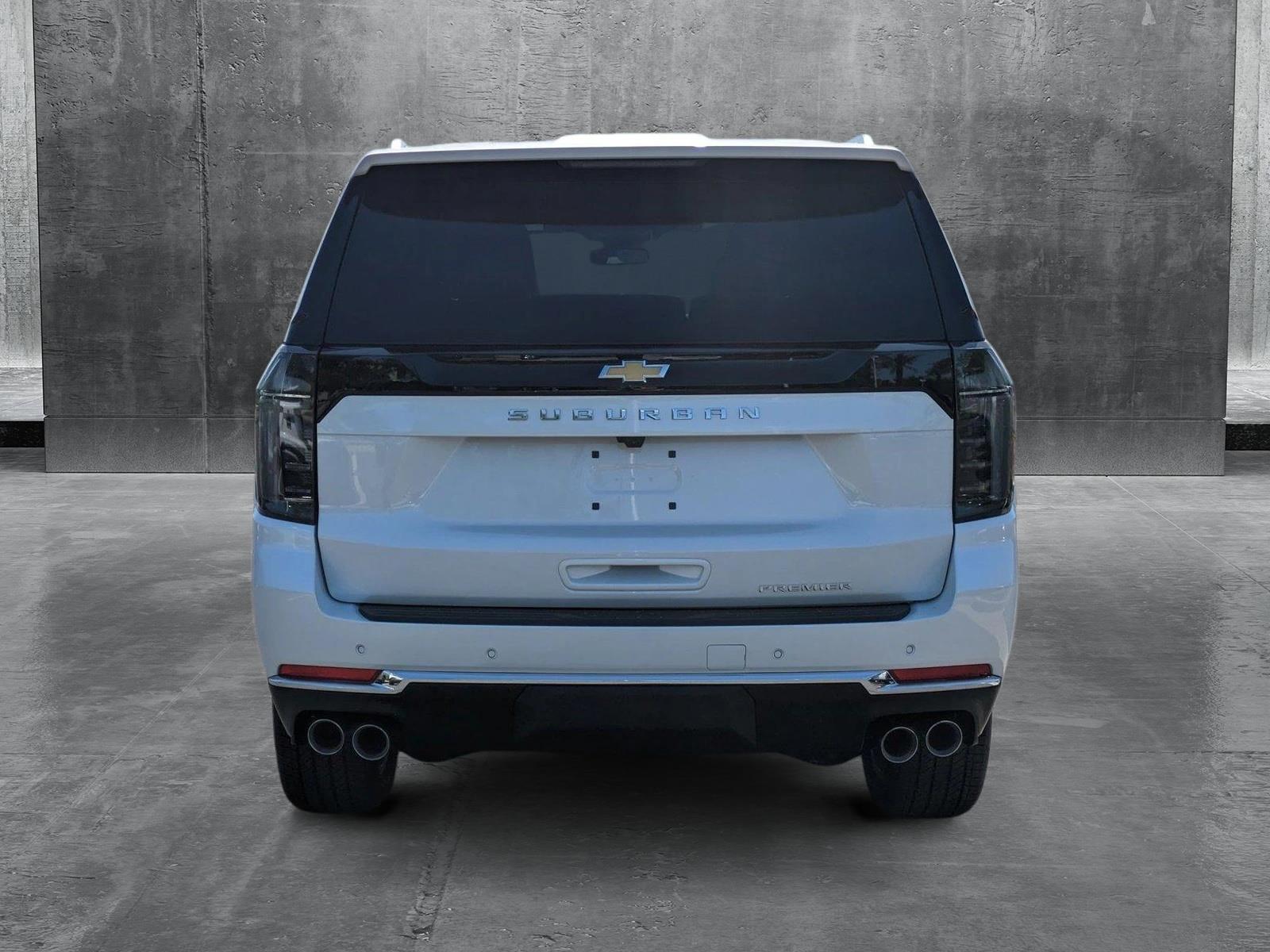 2025 Chevrolet Suburban Vehicle Photo in GILBERT, AZ 85297-0446
