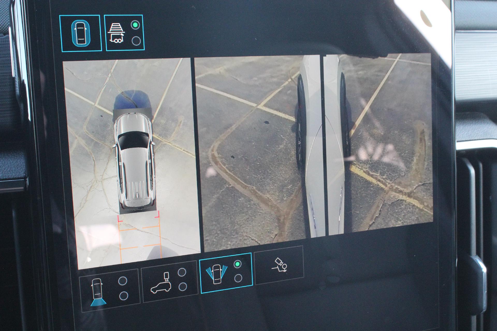 2025 GMC Acadia Vehicle Photo in AURORA, CO 80012-4011