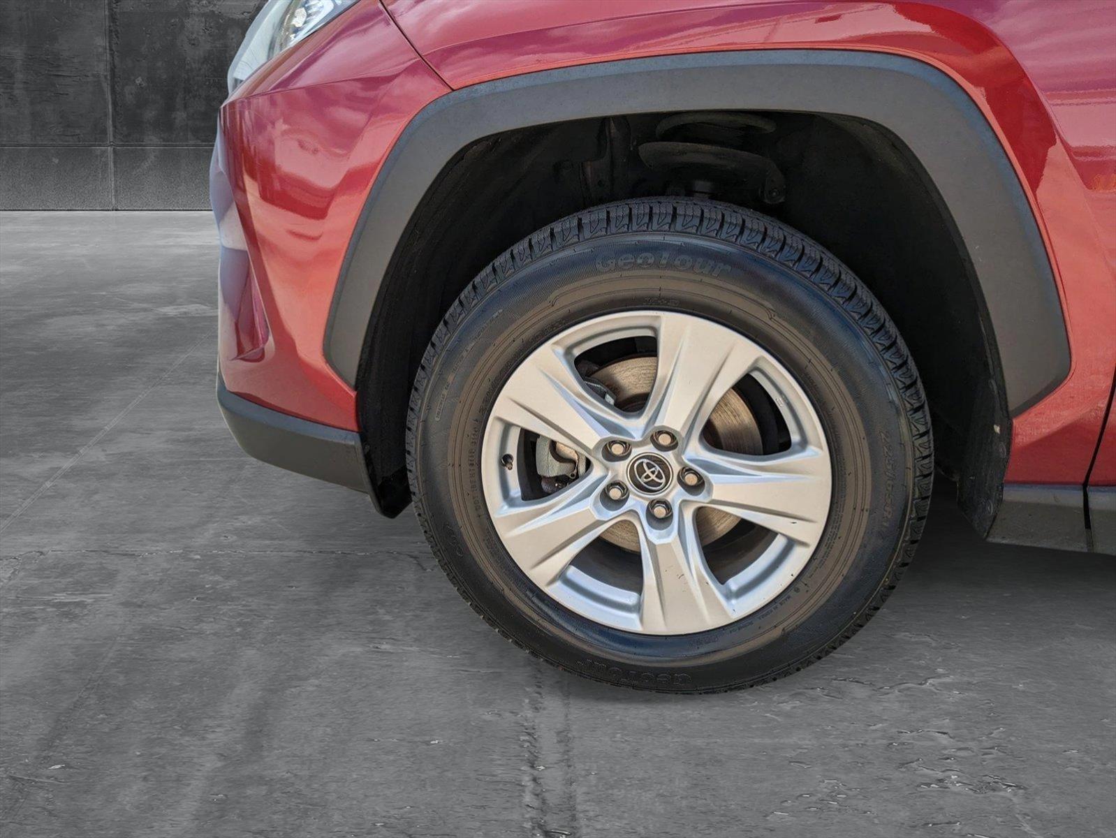 2020 Toyota RAV4 Vehicle Photo in Winter Park, FL 32792