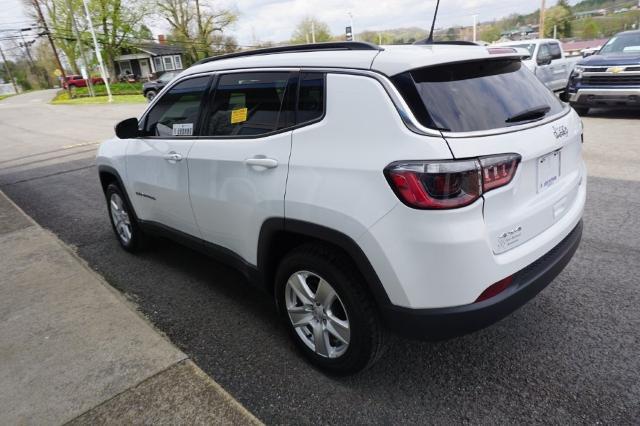 2022 Jeep Compass Vehicle Photo in FAIRMONT, WV 26554-2318
