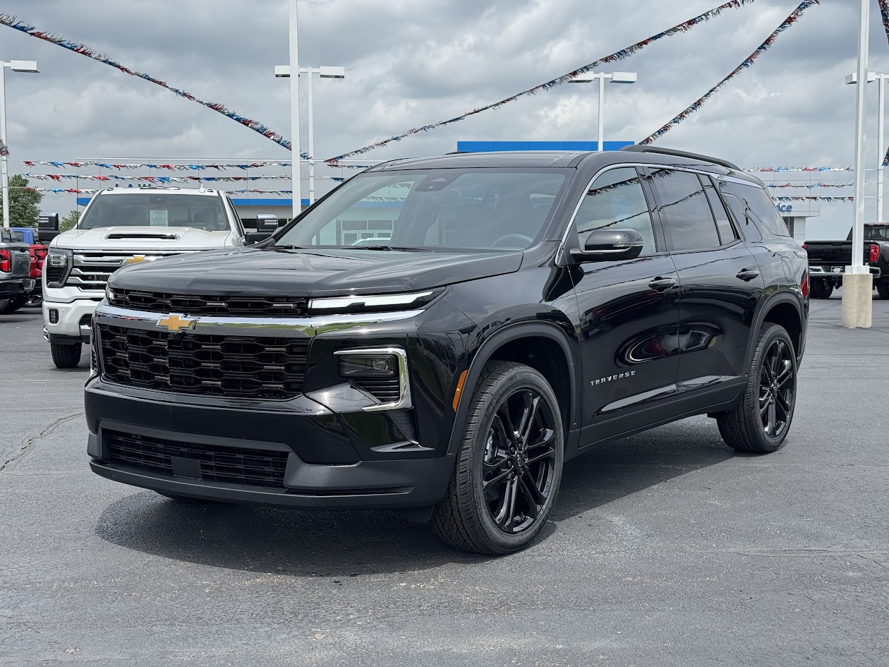 2025 Chevrolet Traverse Vehicle Photo in BOONVILLE, IN 47601-9633