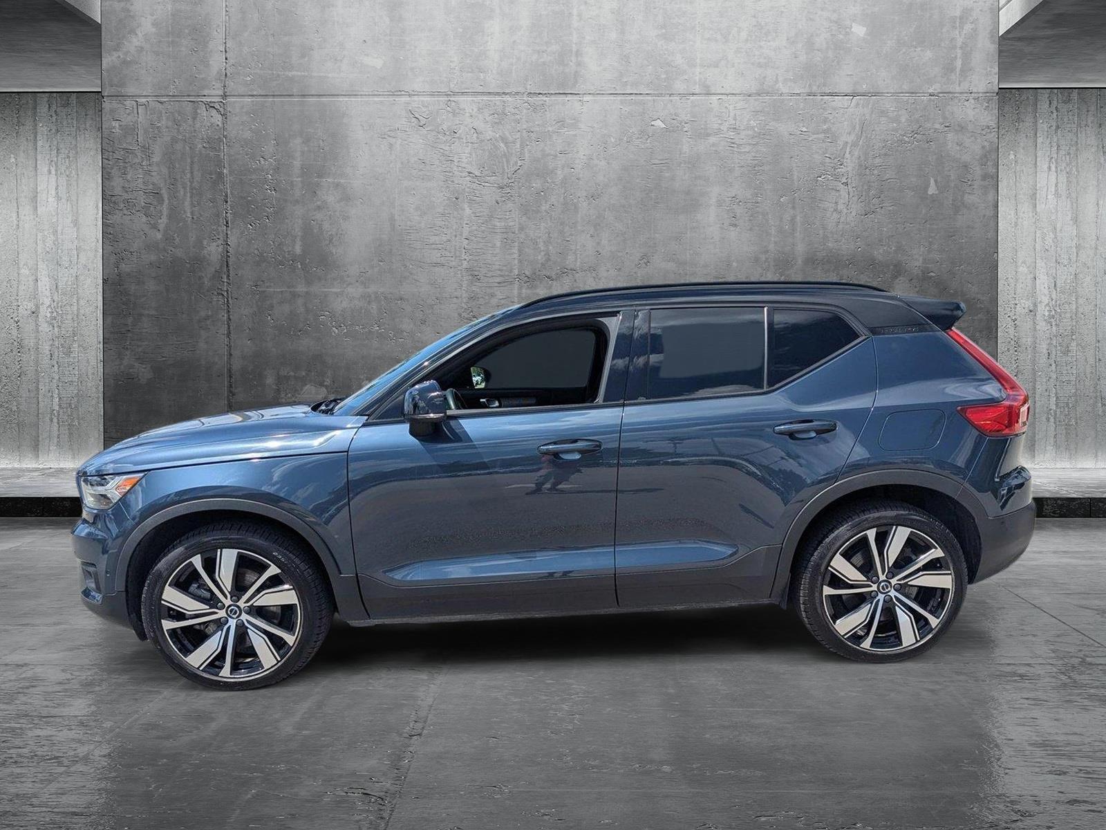 2022 Volvo XC40 Recharge Pure Electric Vehicle Photo in Delray Beach, FL 33444
