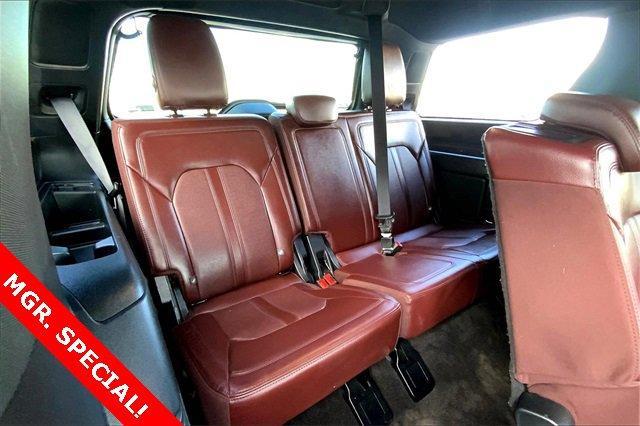 2022 Ford Expedition Vehicle Photo in TOPEKA, KS 66609-0000