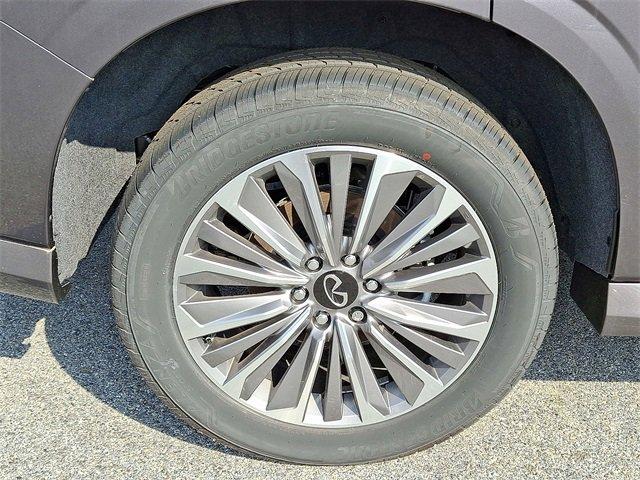 2025 INFINITI QX80 Vehicle Photo in Willow Grove, PA 19090