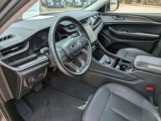 2022 Jeep Grand Cherokee L Vehicle Photo in SELMA, TX 78154-1460