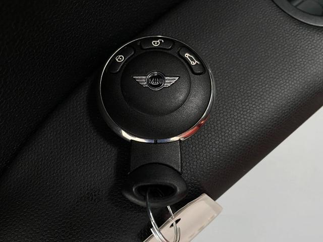 2013 MINI Cooper S Countryman ALL4 Vehicle Photo in Appleton, WI 54913