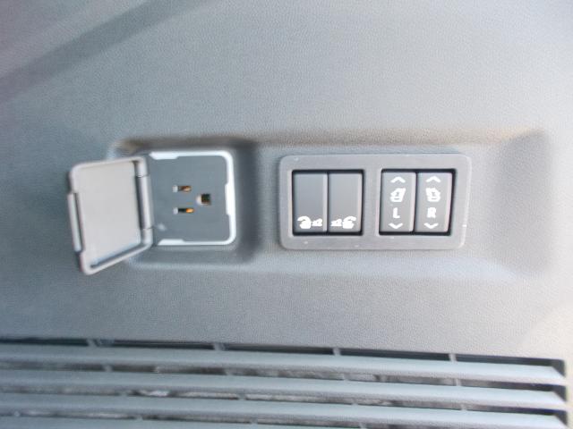 2025 GMC Yukon XL Vehicle Photo in LOWELL, MA 01852-4336