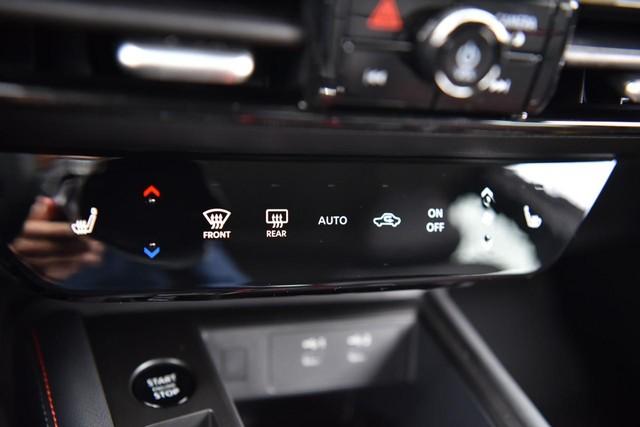 2025 Nissan Kicks Vehicle Photo in Ballwin, MO 63011