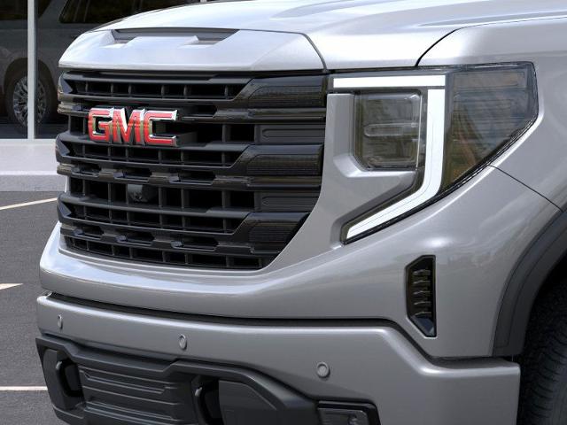 2025 GMC Sierra 1500 Vehicle Photo in MEDINA, OH 44256-9631