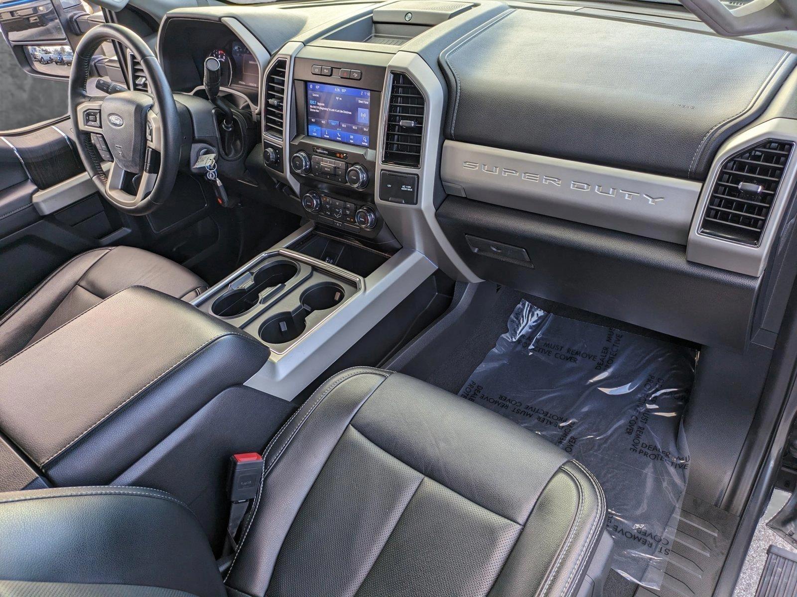 2021 Ford Super Duty F-250 SRW Vehicle Photo in Bradenton, FL 34207