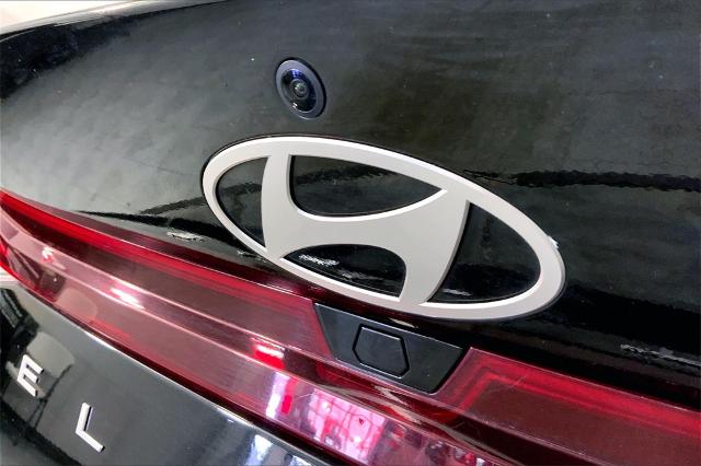 2024 Hyundai ELANTRA Vehicle Photo in Lees Summit, MO 64086