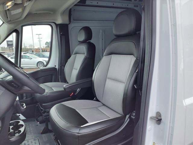 2023 Ram ProMaster Cargo Van Vehicle Photo in HENDERSON, NC 27536-2966