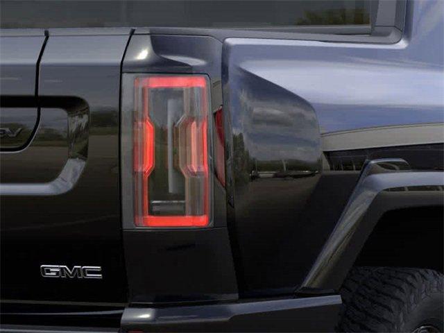 2025 GMC HUMMER EV Pickup Vehicle Photo in COLLIERVILLE, TN 38017-9006