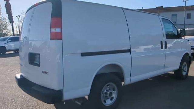 2025 GMC Savana Cargo 2500 Vehicle Photo in PASADENA, CA 91107-3803