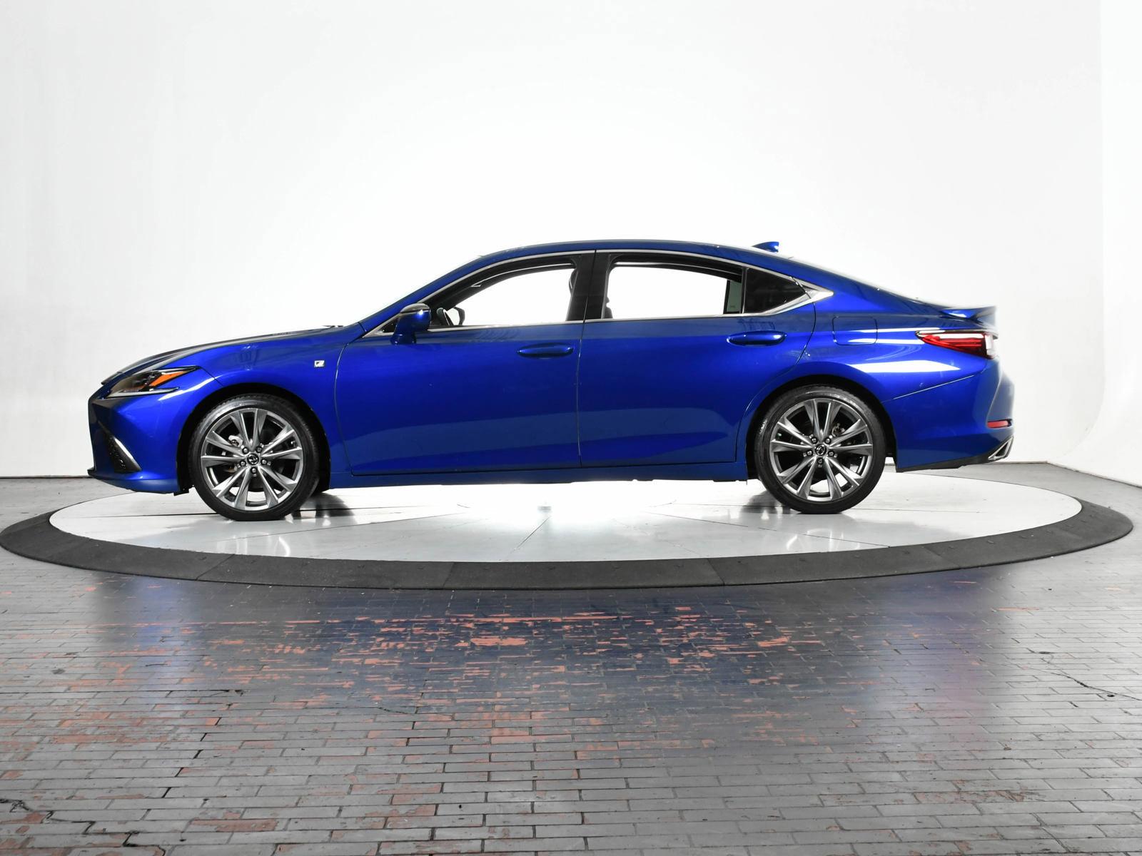 2019 Lexus ES 350 Vehicle Photo in DALLAS, TX 75235