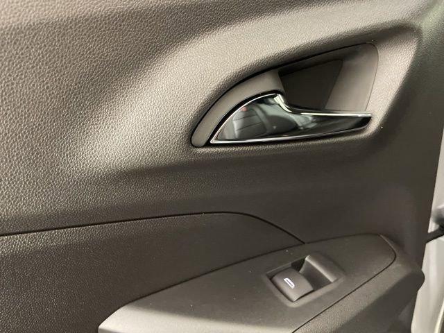 2025 Chevrolet Trax Vehicle Photo in PHOENIX, AZ 85014-3381