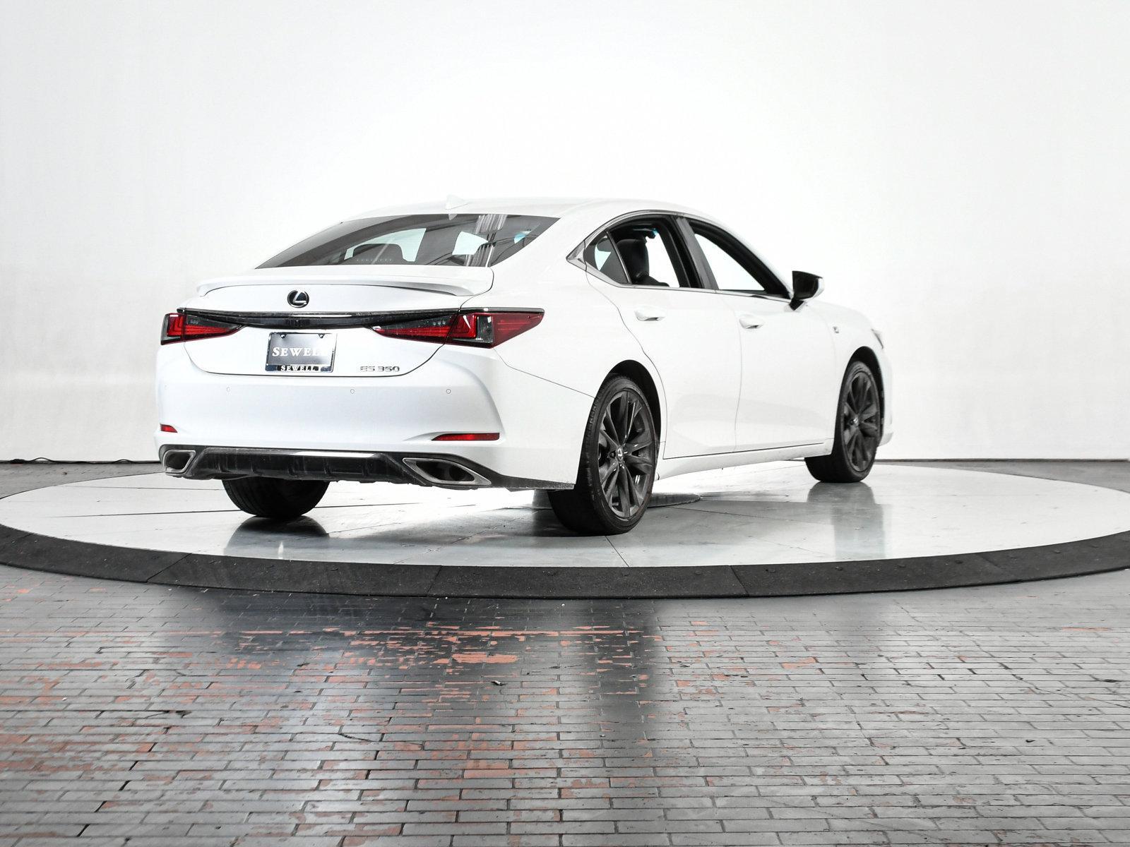 2022 Lexus ES 350 Vehicle Photo in DALLAS, TX 75235