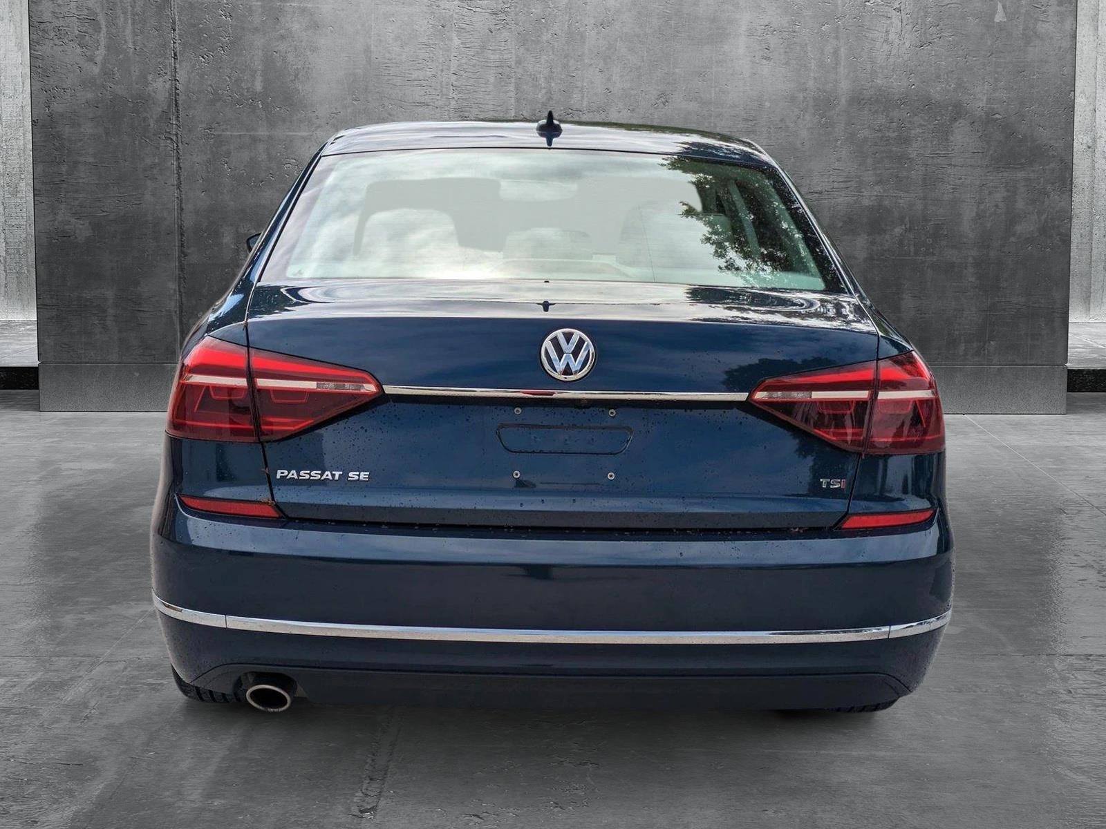 2018 Volkswagen Passat Vehicle Photo in GREENACRES, FL 33463-3207