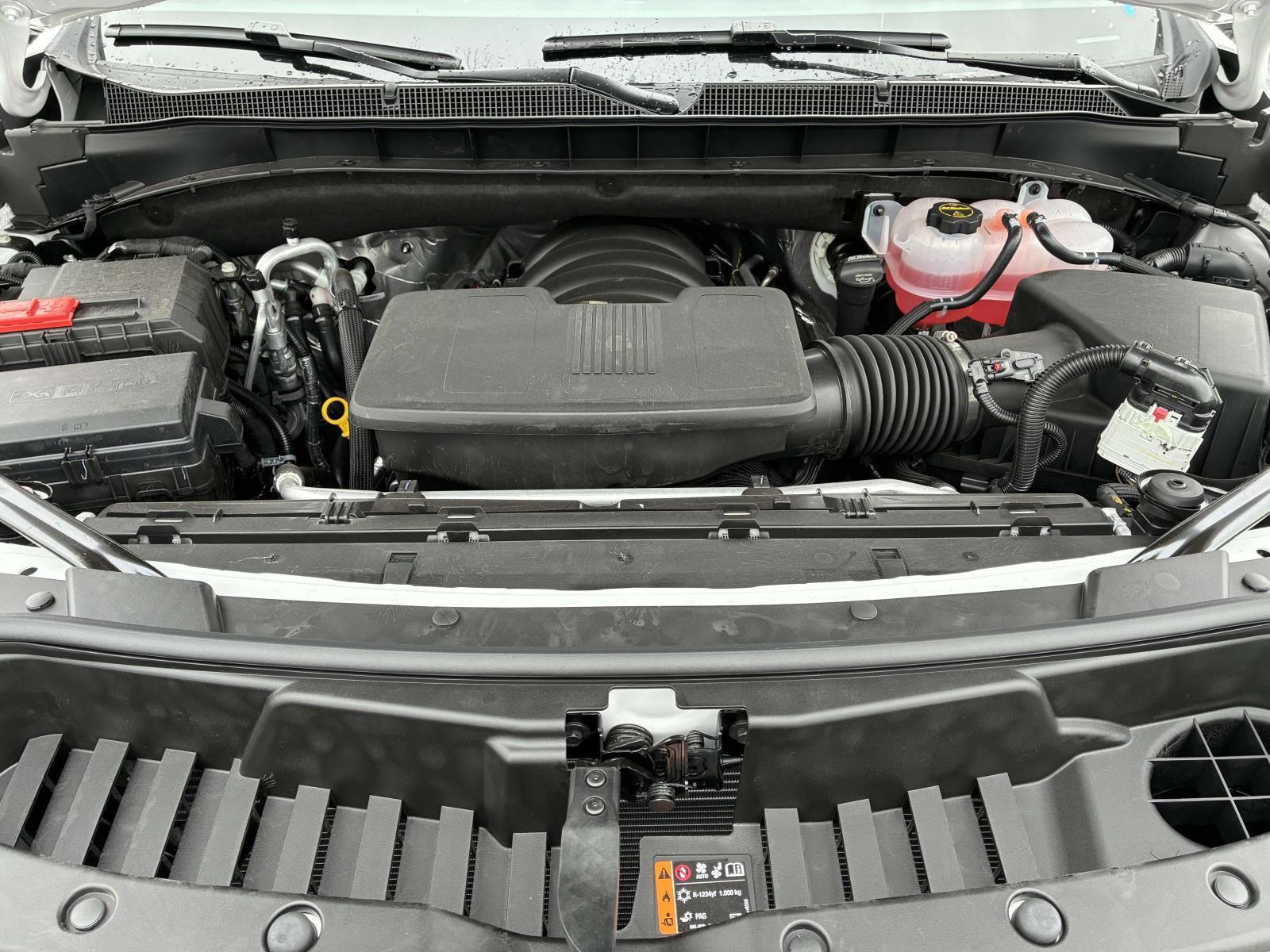 2025 Chevrolet Suburban Vehicle Photo in LOS ANGELES, CA 90007-3794