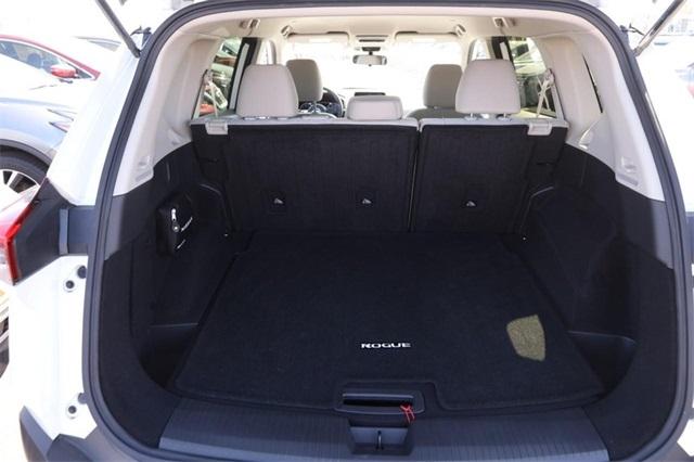 2023 Nissan Rogue Vehicle Photo in Hazelwood, MO 63042