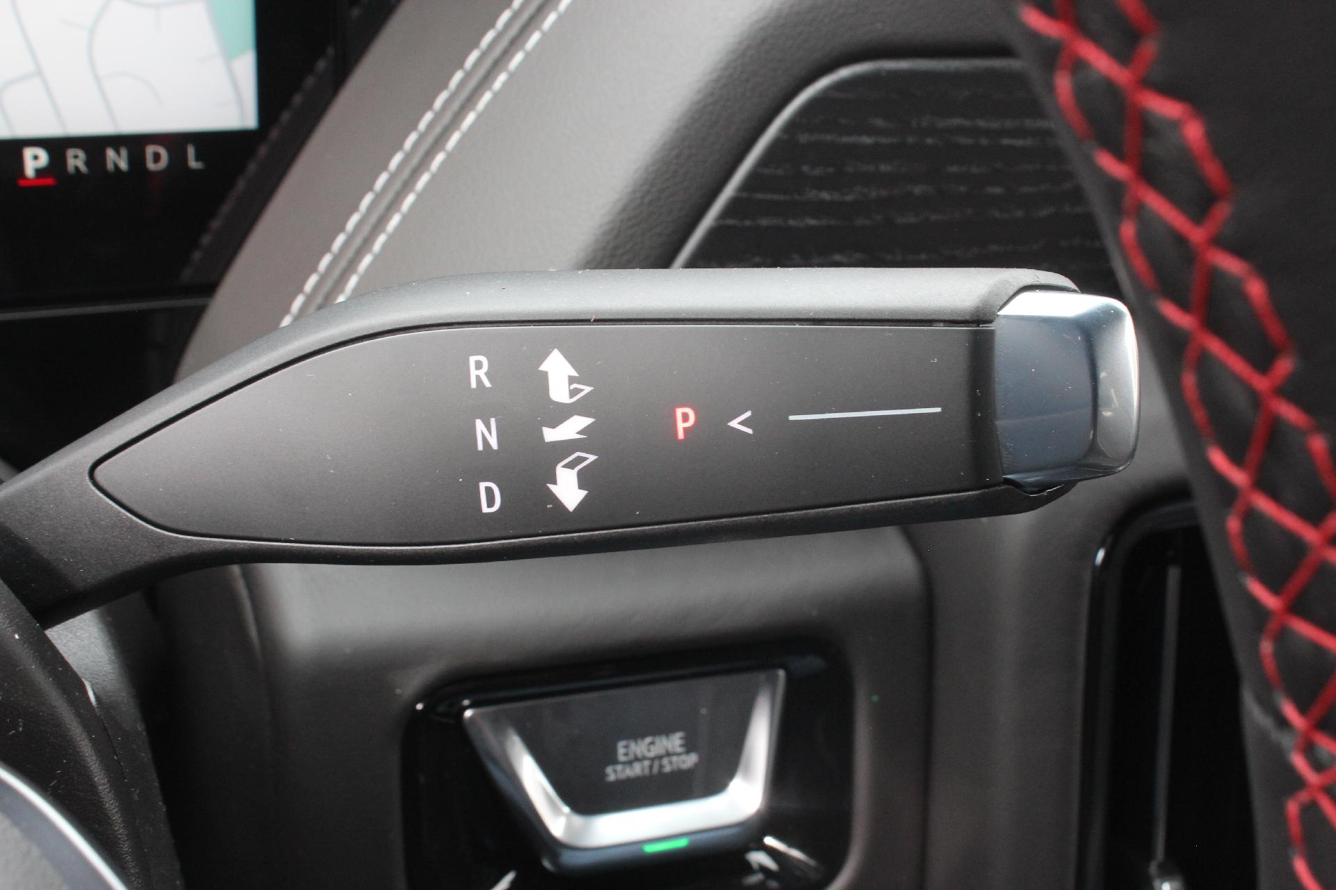 2025 GMC Yukon XL Vehicle Photo in AURORA, CO 80012-4011