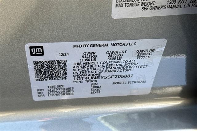 2025 GMC Sierra 2500 HD Vehicle Photo in ELK GROVE, CA 95757-8703