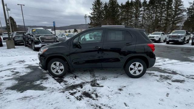 2022 Chevrolet Trax Vehicle Photo in TULLY, NY 13159-3159