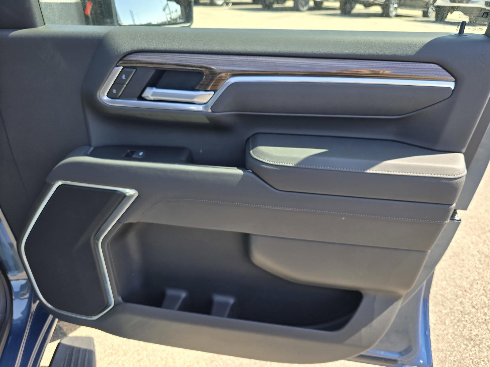 2025 Chevrolet Silverado 2500 HD Vehicle Photo in Rolla, MO 65401