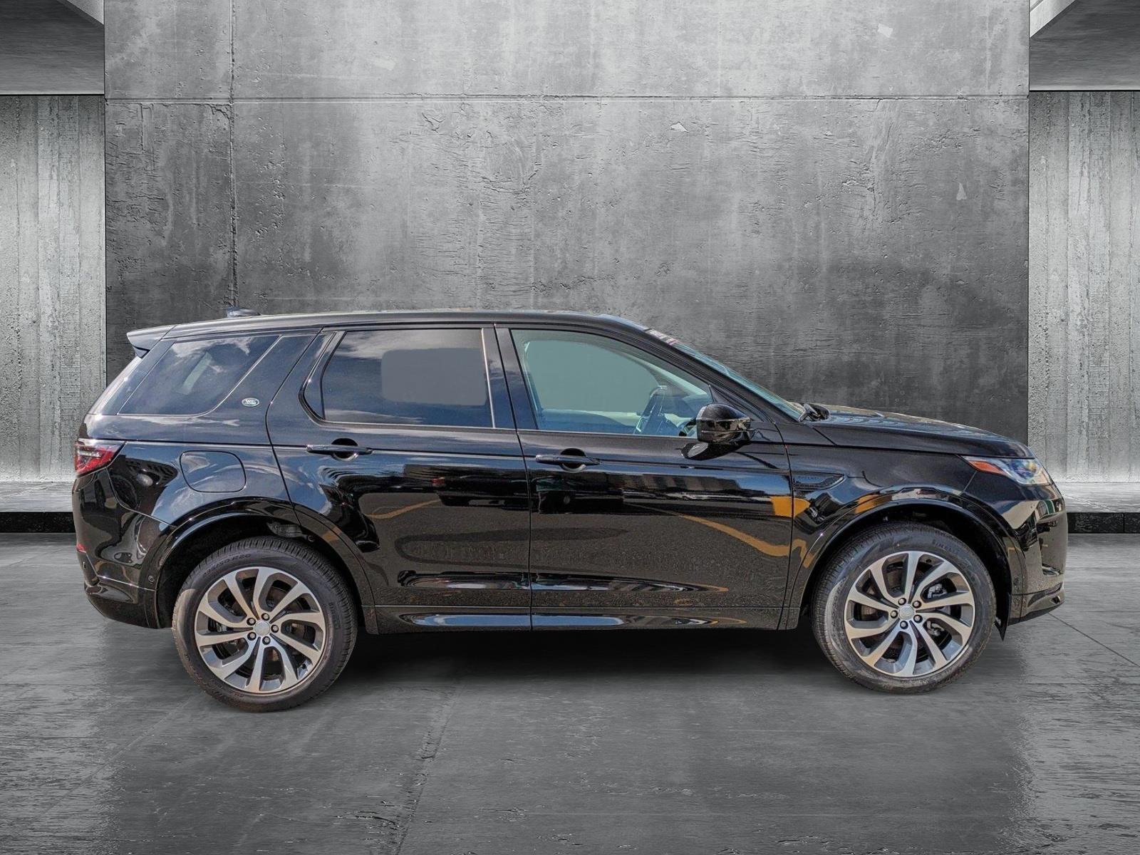 2025 Land Rover Discovery Sport Vehicle Photo in Bethesda, MD 20852