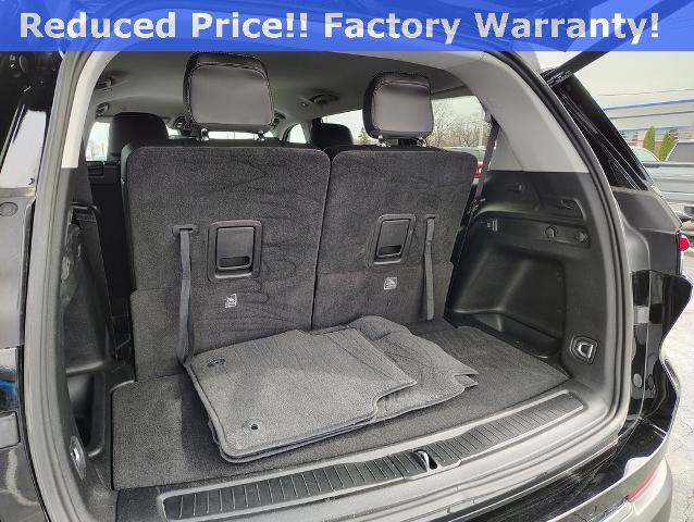 2023 Jeep Grand Cherokee L Vehicle Photo in GREEN BAY, WI 54304-5303