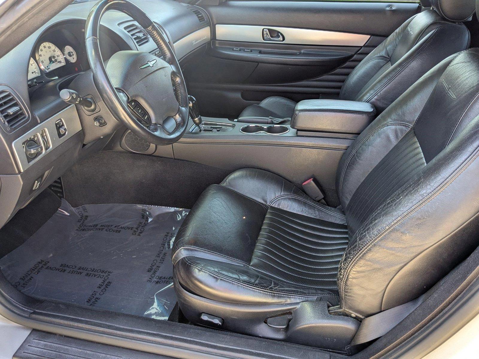 2005 Ford Thunderbird Vehicle Photo in PEMBROKE PINES, FL 33024-6534