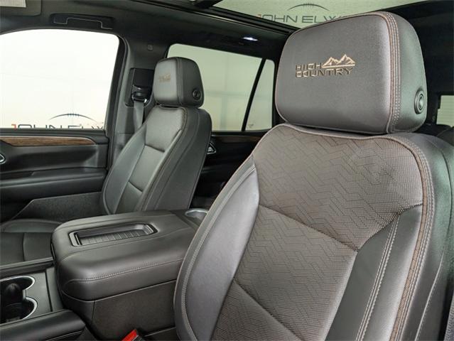 2021 Chevrolet Tahoe Vehicle Photo in ENGLEWOOD, CO 80113-6708