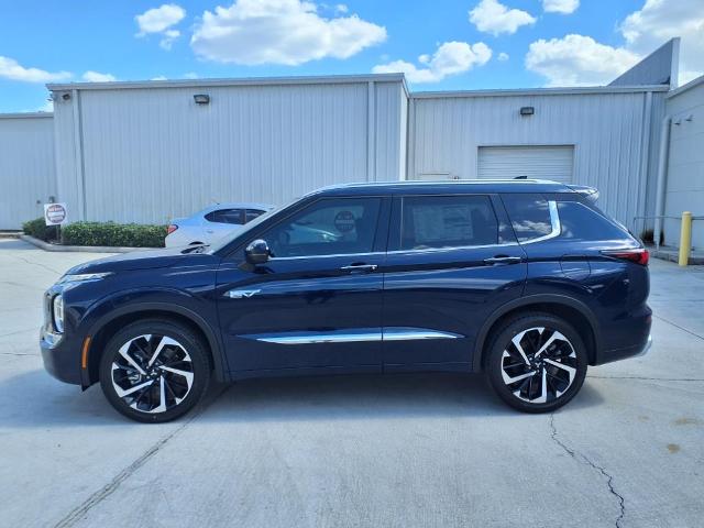 2025 Mitsubishi Outlander Plug-In Hybrid Vehicle Photo in Tampa, FL 33612