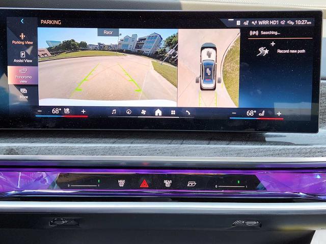 2024 BMW 740i xDrive Vehicle Photo in PLANO, TX 75024
