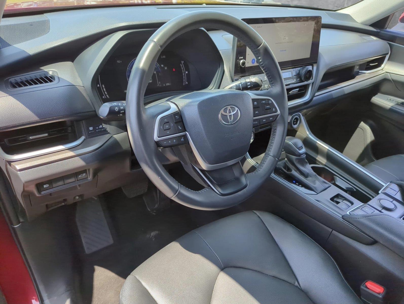 2024 Toyota Grand Highlander Vehicle Photo in Ft. Myers, FL 33907