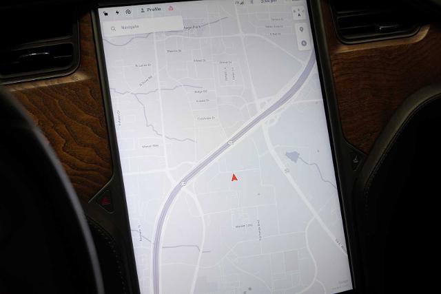 2021 Tesla Model S Vehicle Photo in GRAPEVINE, TX 76051