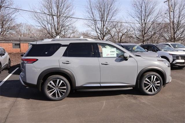 2025 Nissan Pathfinder Vehicle Photo in Hazelwood, MO 63042