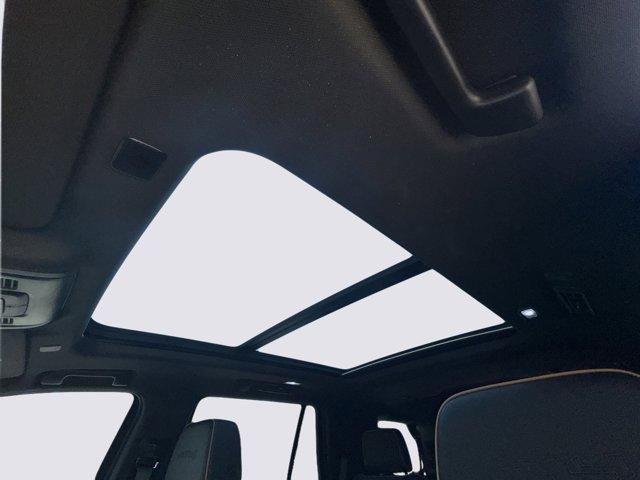 2022 GMC Yukon Vehicle Photo in LEOMINSTER, MA 01453-2952