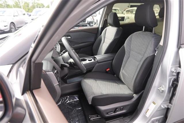 2023 Nissan Rogue Vehicle Photo in Hazelwood, MO 63042