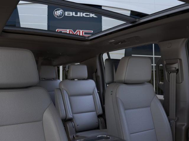 2025 GMC Yukon XL Vehicle Photo in GREEN BAY, WI 54303-3330
