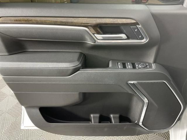 2025 GMC Sierra 1500 Vehicle Photo in GILBERT, AZ 85297-0402