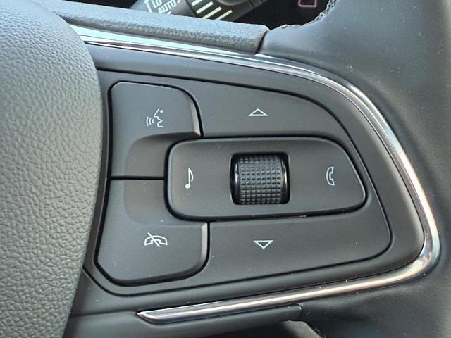 2025 Buick Envista Vehicle Photo in COLUMBIA, MO 65203-3903