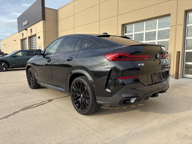 2024 BMW X6 xDrive40i Vehicle Photo in Peoria, IL 61615