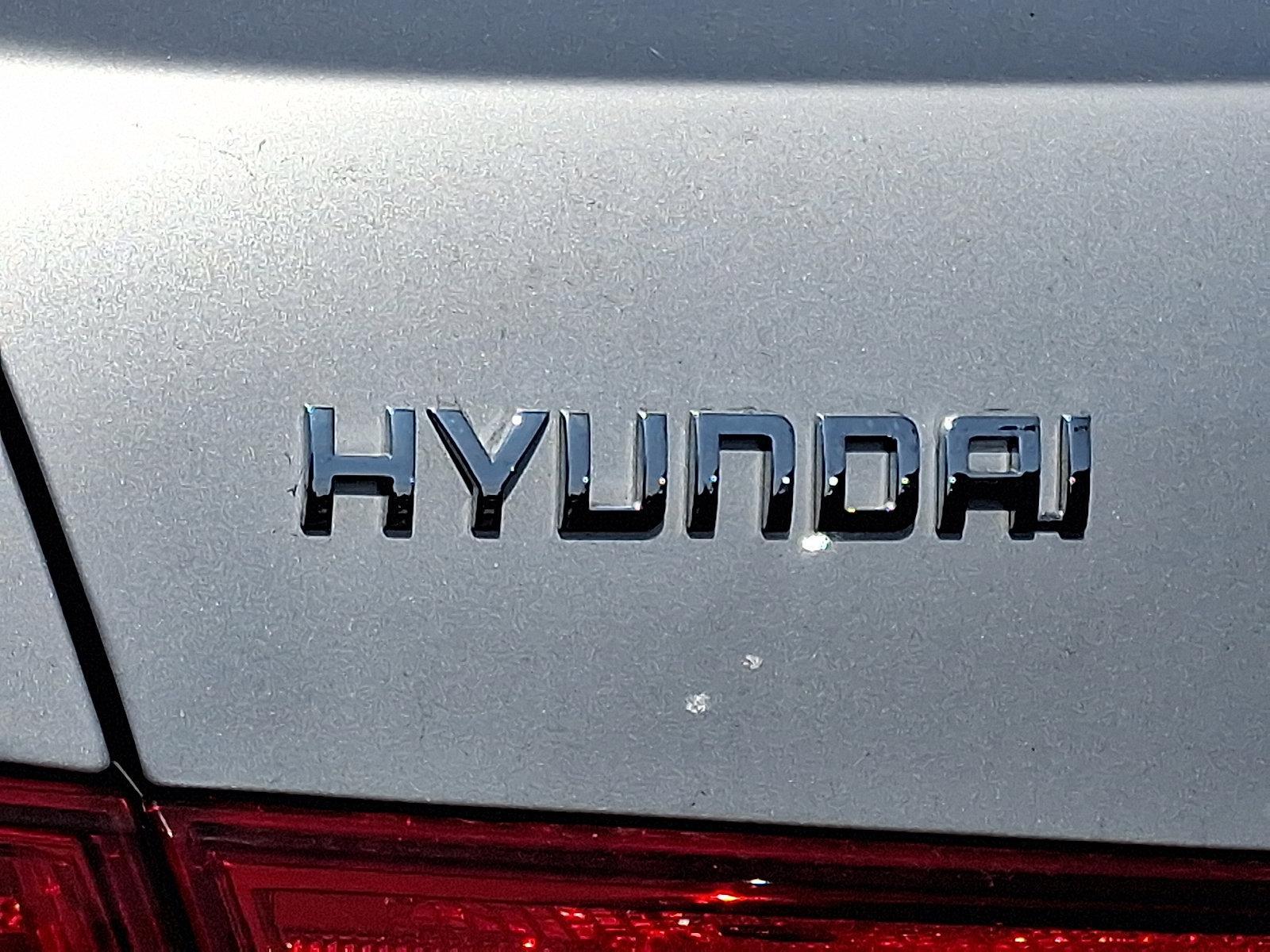2010 Hyundai Sonata Vehicle Photo in BETHLEHEM, PA 18017-9401