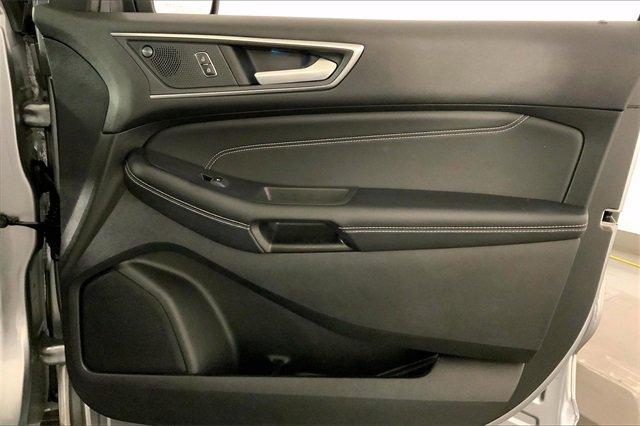 2024 Ford Edge Vehicle Photo in INDEPENDENCE, MO 64055-1314