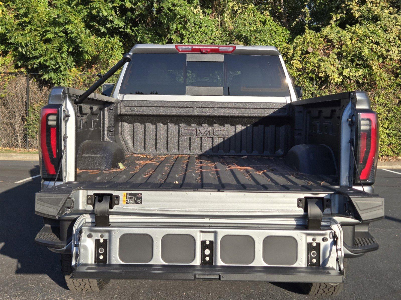 2025 GMC Sierra 2500 HD Vehicle Photo in DALLAS, TX 75209-3016