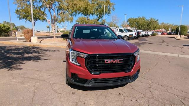 2024 GMC Terrain Vehicle Photo in GOODYEAR, AZ 85338-1310