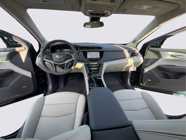 2025 Cadillac XT5 Vehicle Photo in LEOMINSTER, MA 01453-2952